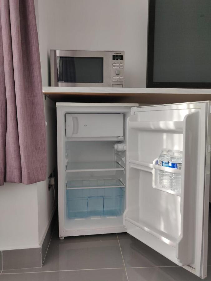 Stunning Double Room In Harrow Wembley - Khoob House لندن المظهر الخارجي الصورة